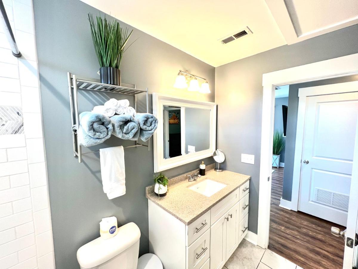 Stylish Cozy Tree House Pet Friendly!!! Villa Wilmington Exterior photo